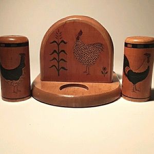 Kamenstein Napkin Holder Salt Pepper Set Chicken